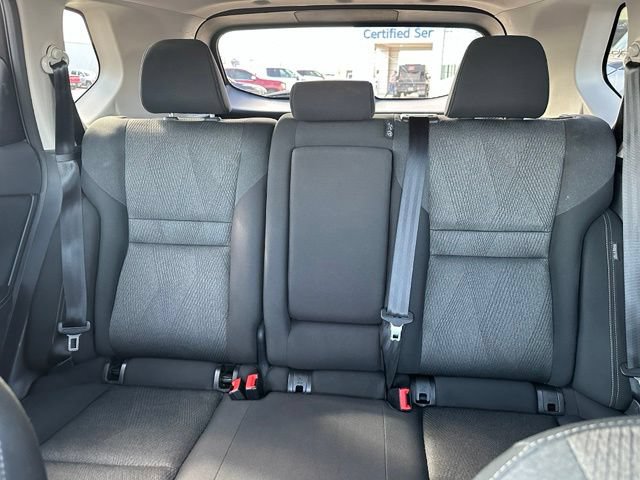 Used 2025 Nissan Rogue SV FWD image 25