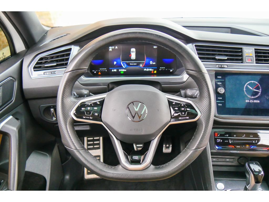 Used 2023 Volkswagen Tiguan SE R-Line AWD/4WD image 21