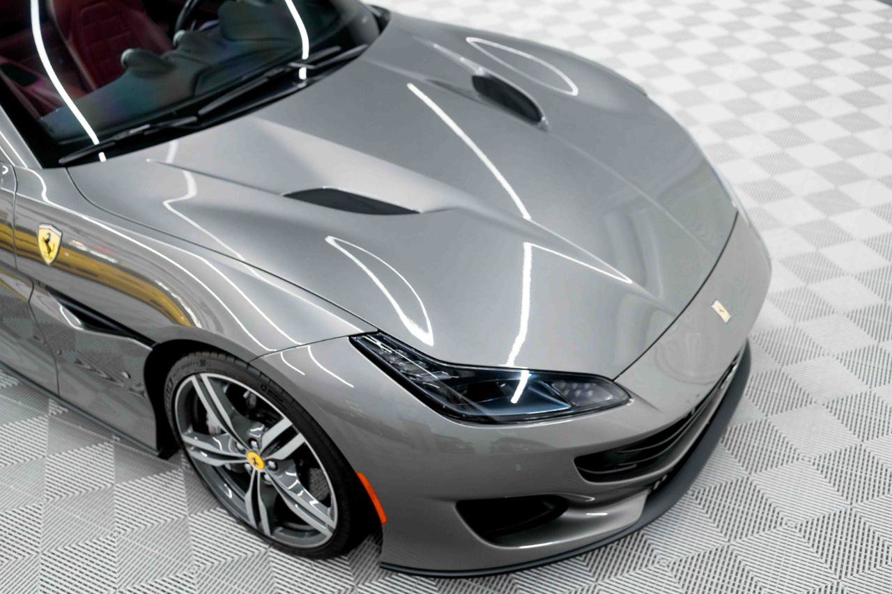 Used 2020 Ferrari Portofino RWD image 28