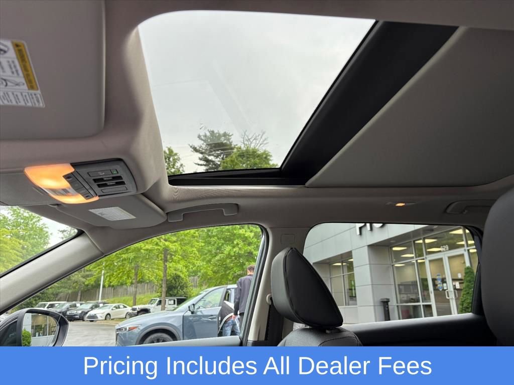 Used 2026 Nissan Rogue SV FWD image 13
