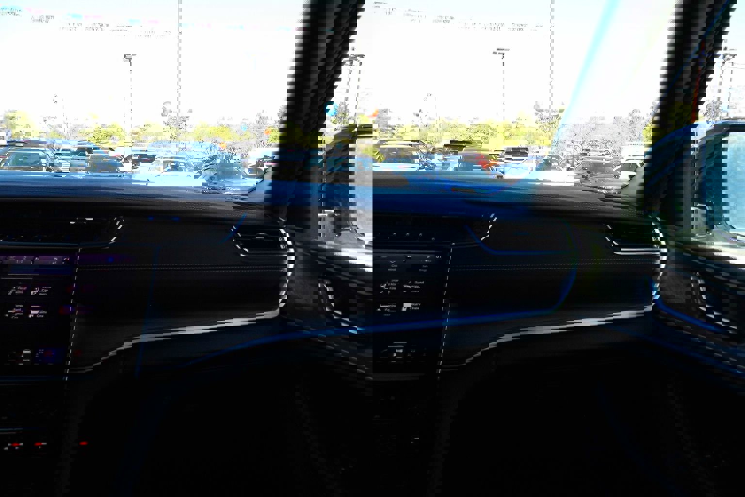 Used 2024 Jeep Grand Cherokee L Limited w/ Luxury Tech Group II image 21