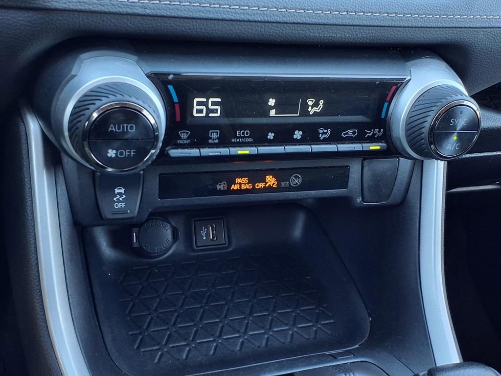 Used 2024 Toyota RAV4 XLE image 19