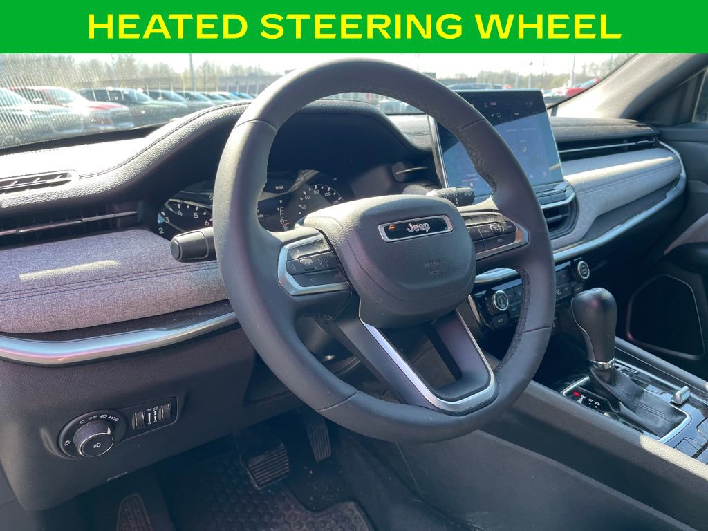 Used 2023 Jeep Compass Latitude w/ Convenience Group image 18