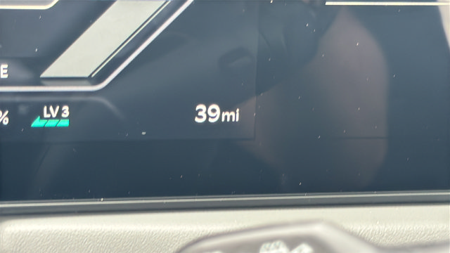 New 2027 Kia EV3 Wind FWD image 10