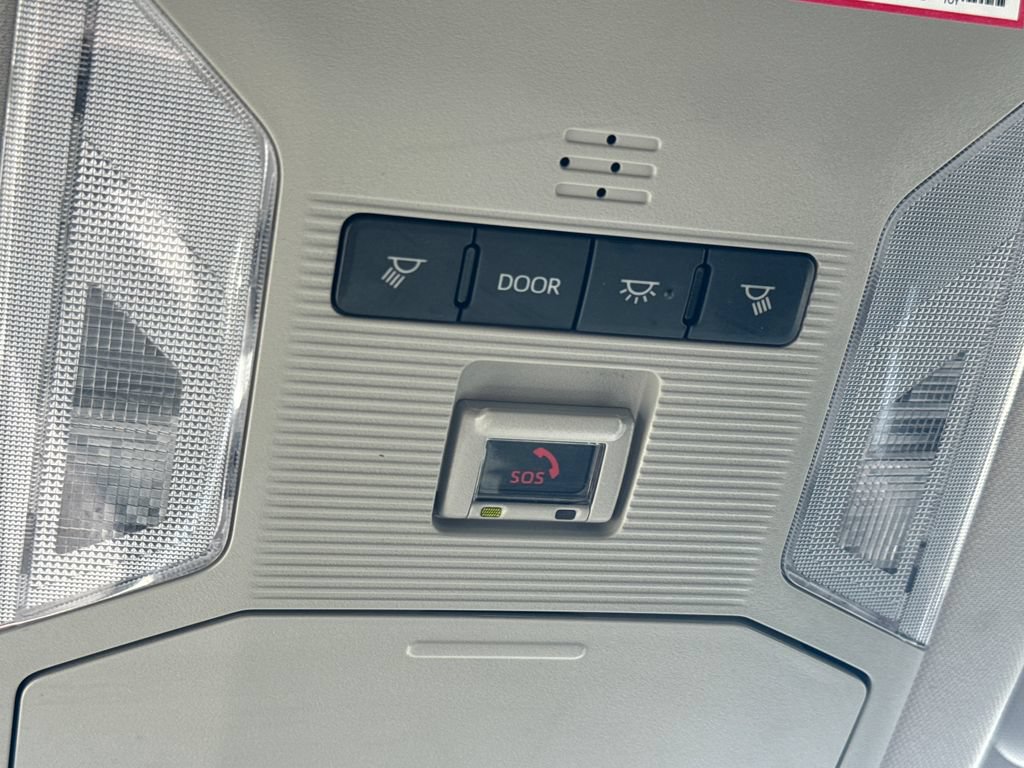 Used 2024 Toyota RAV4 XLE FWD image 31