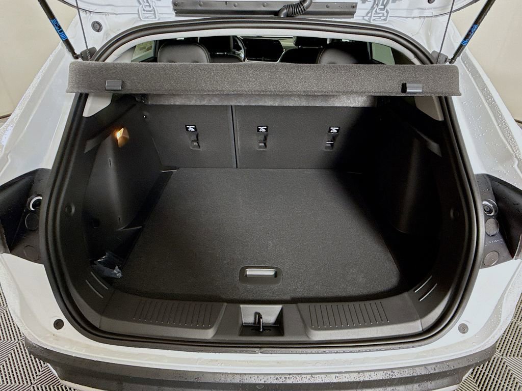 New 2026 Chevrolet Trax LT w/ Driver Confidence Package image 23