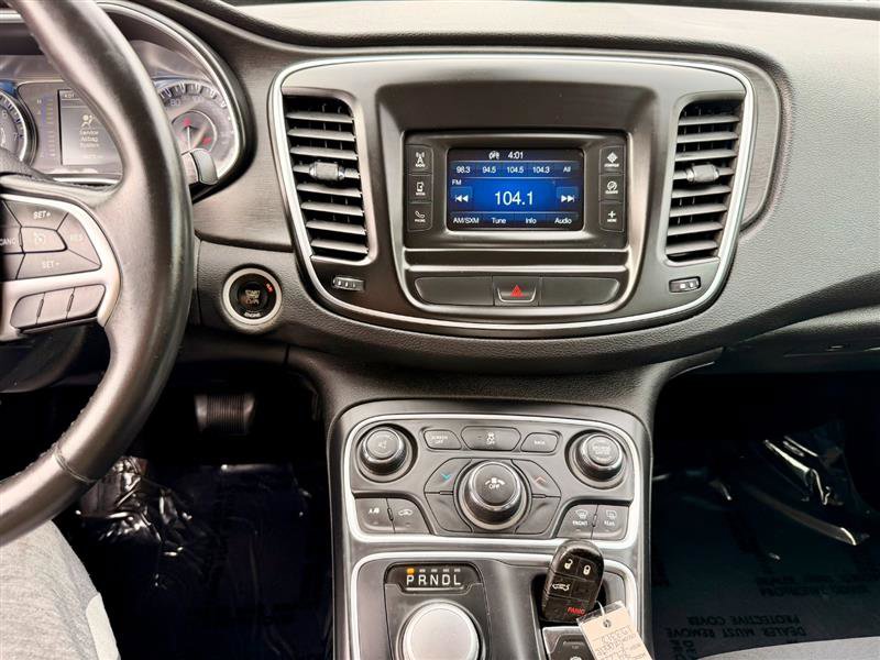 Used 2016 Chrysler 200 Limited w/ Convenience Group FWD image 14