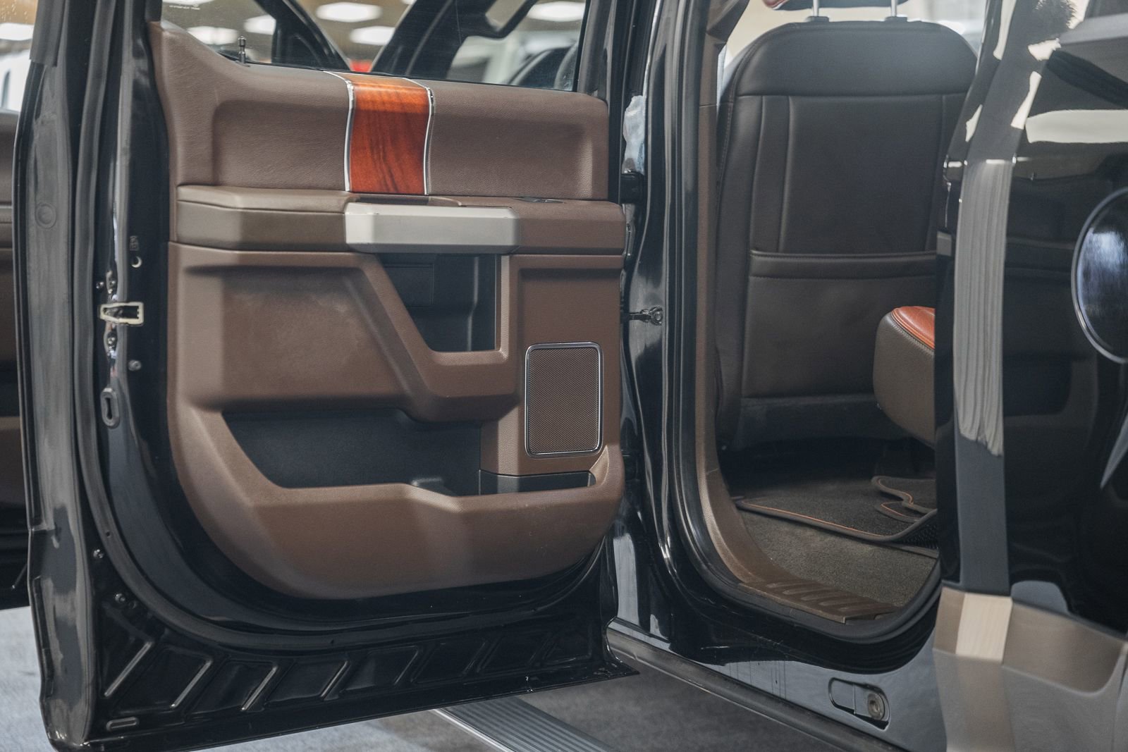 Used 2019 Ford F150 King Ranch w/ Equipment Group 601A Luxury image 50