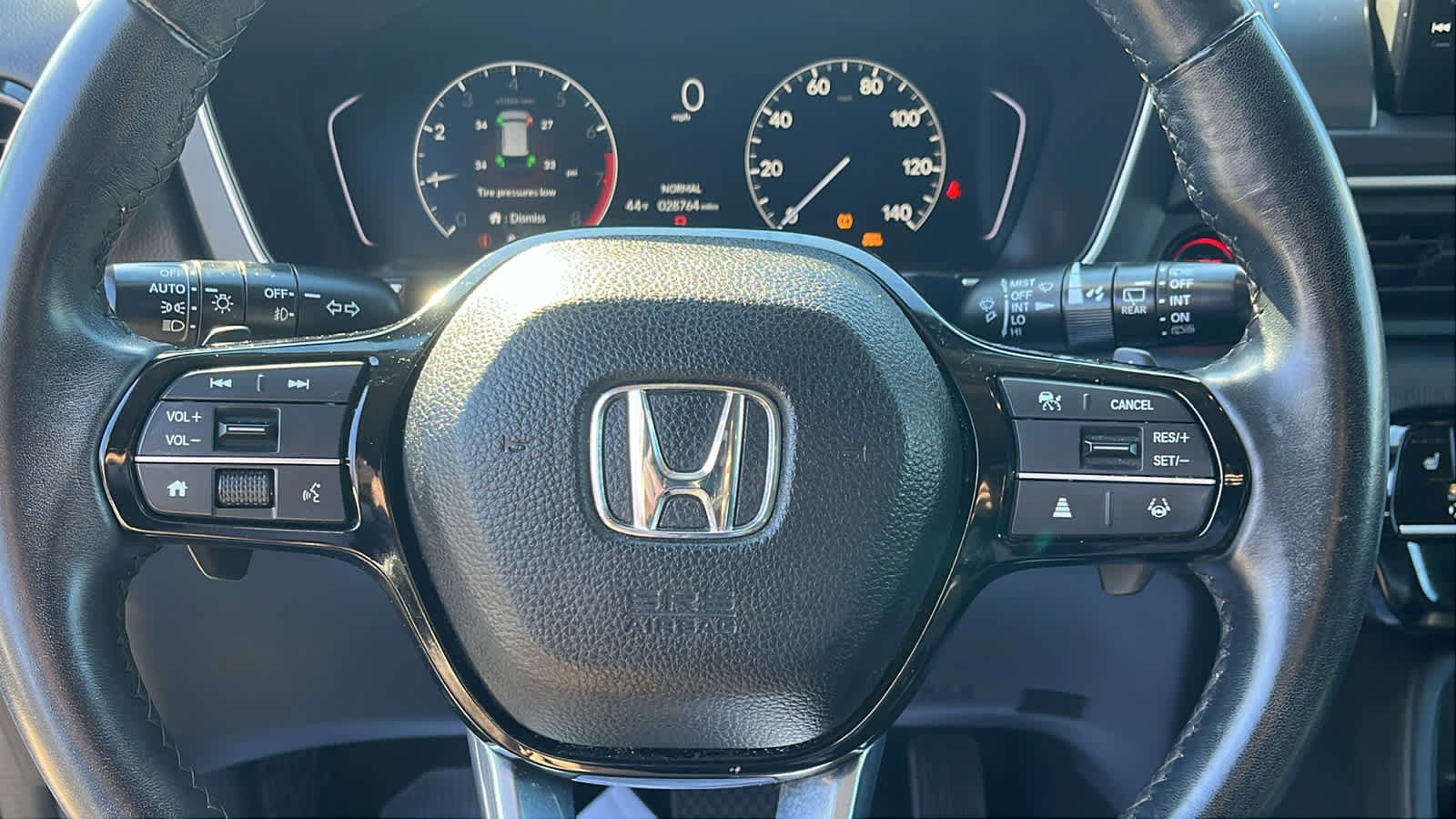 Used 2023 Honda Pilot Touring image 11