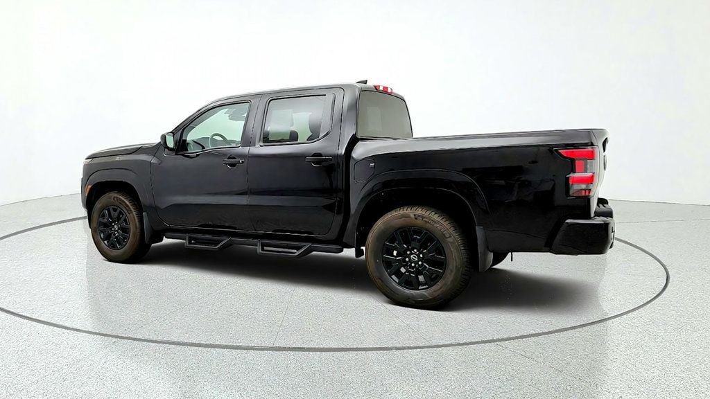 Used 2023 Nissan Frontier SV w/ Midnight Edition Package AWD/4WD image 8