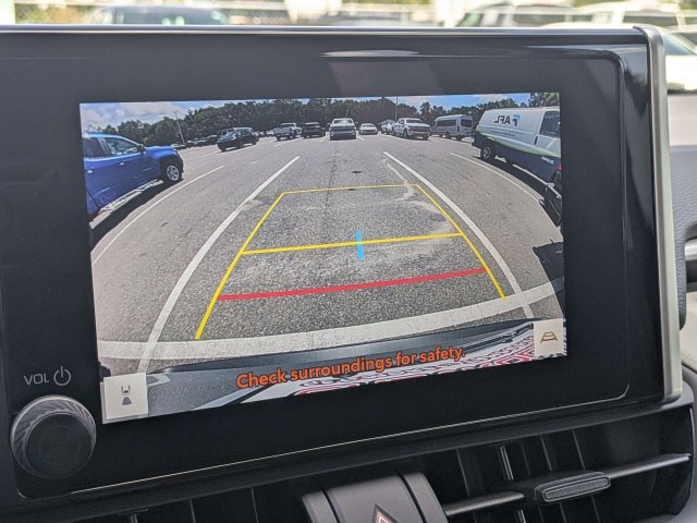 Used 2025 Toyota RAV4 XLE w/ Convenience Package FWD image 23