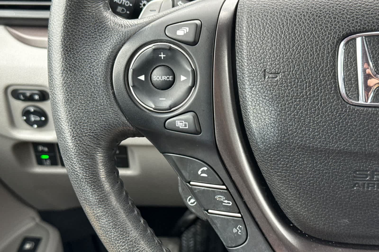 Used 2023 Honda Ridgeline RTL-E image 25