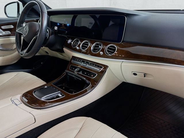 Used 2023 Mercedes-Benz E 350 4MATIC Sedan image 31