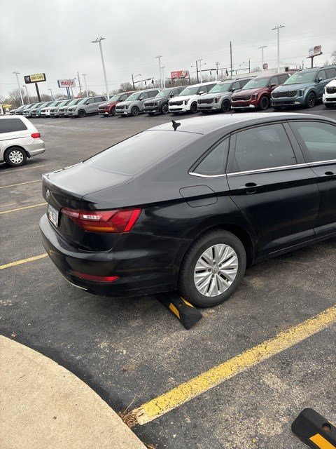 Used 2019 Volkswagen Jetta image 15