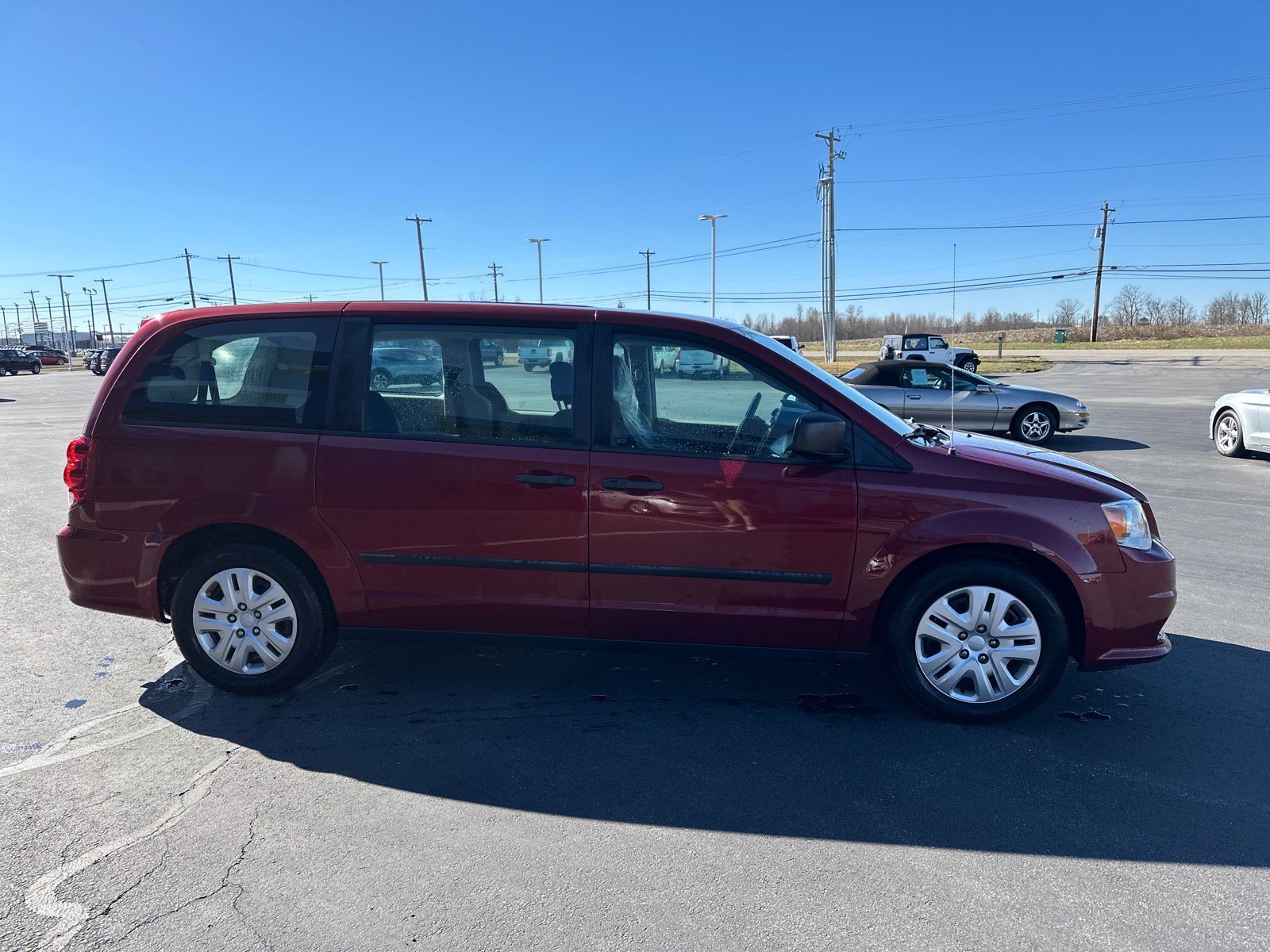 Used 2016 Dodge Grand Caravan American Value Package image 4