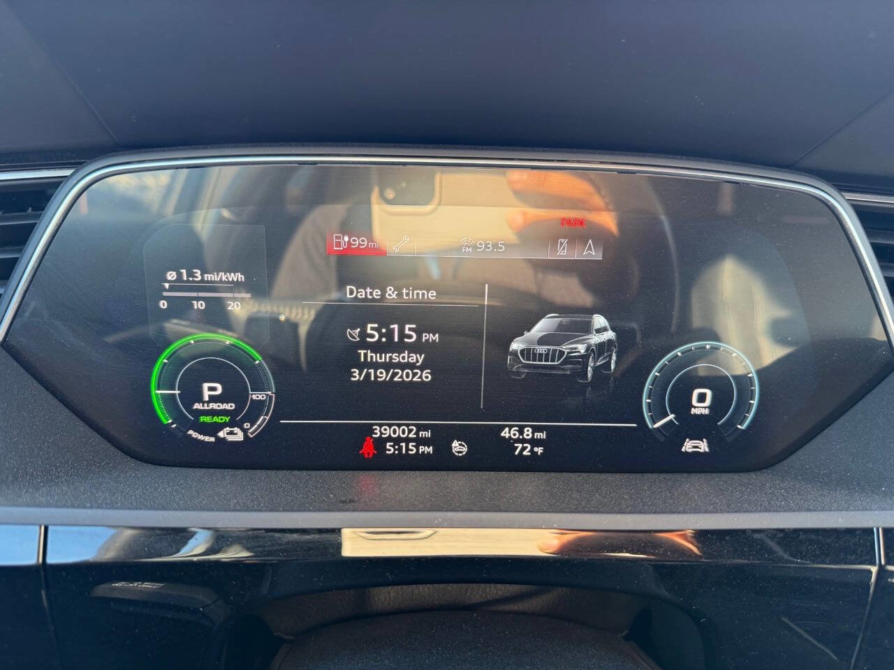 Used 2019 Audi e-tron Prestige w/ Prestige Package AWD/4WD image 13