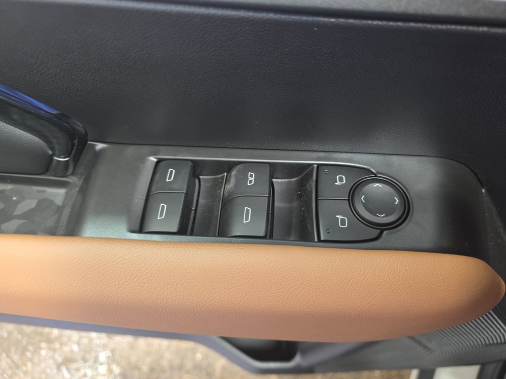 New 2026 GMC Canyon AT4 image 26