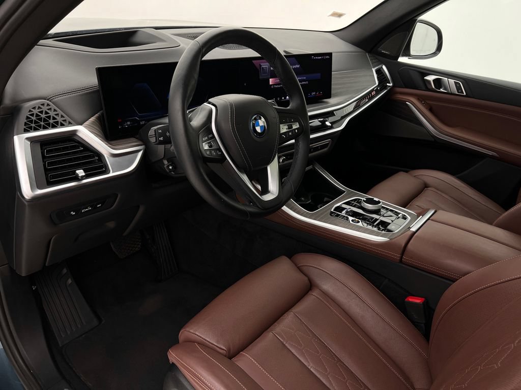 Certified 2024 BMW X5 xDrive50e w/ Executive Package AWD/4WD image 12