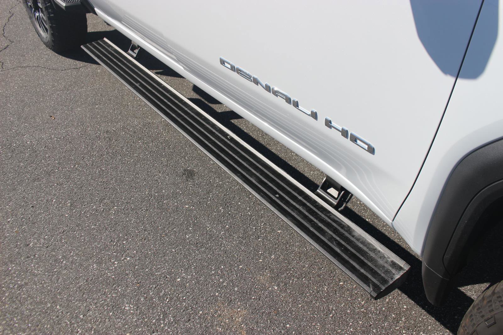 New 2026 GMC Sierra 2500 Denali Ultimate image 12