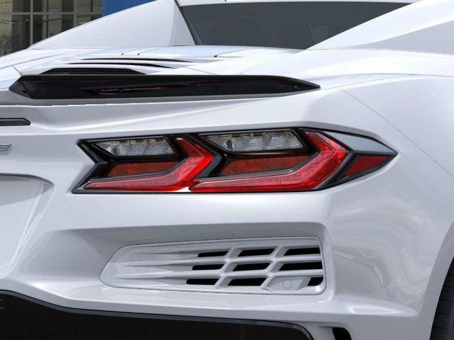 New 2026 Chevrolet Corvette E-Ray w/ ZER Performance Package AWD/4WD image 11