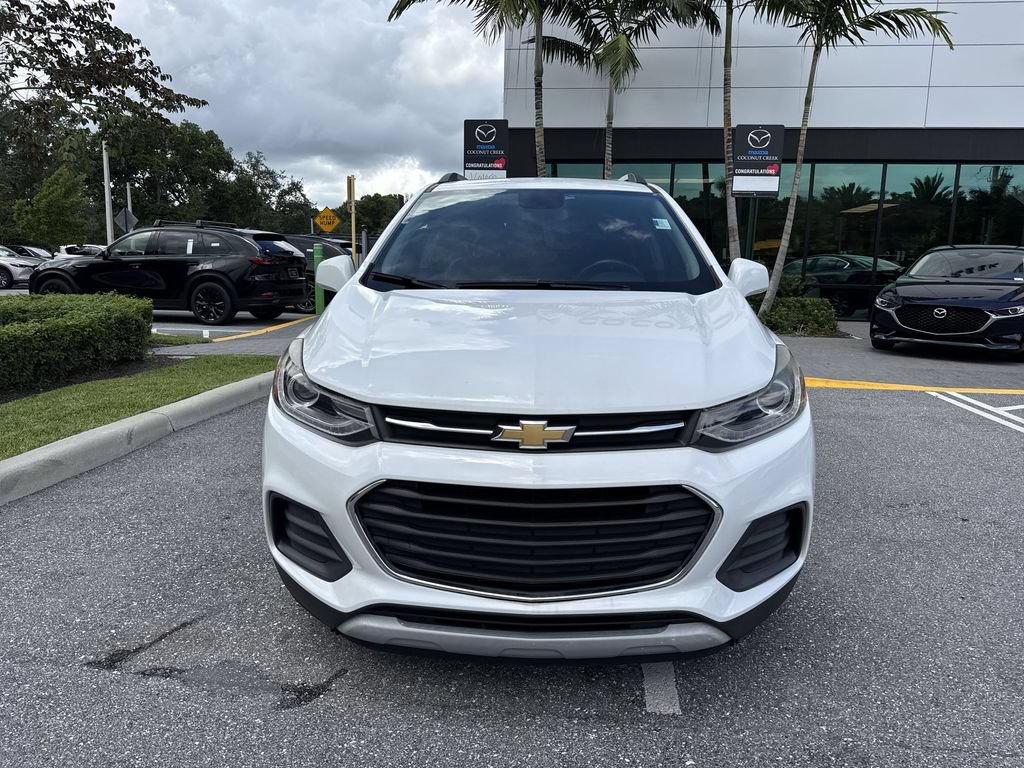 Used 2019 Chevrolet Trax LT w/ LT Convenience Package FWD image 29