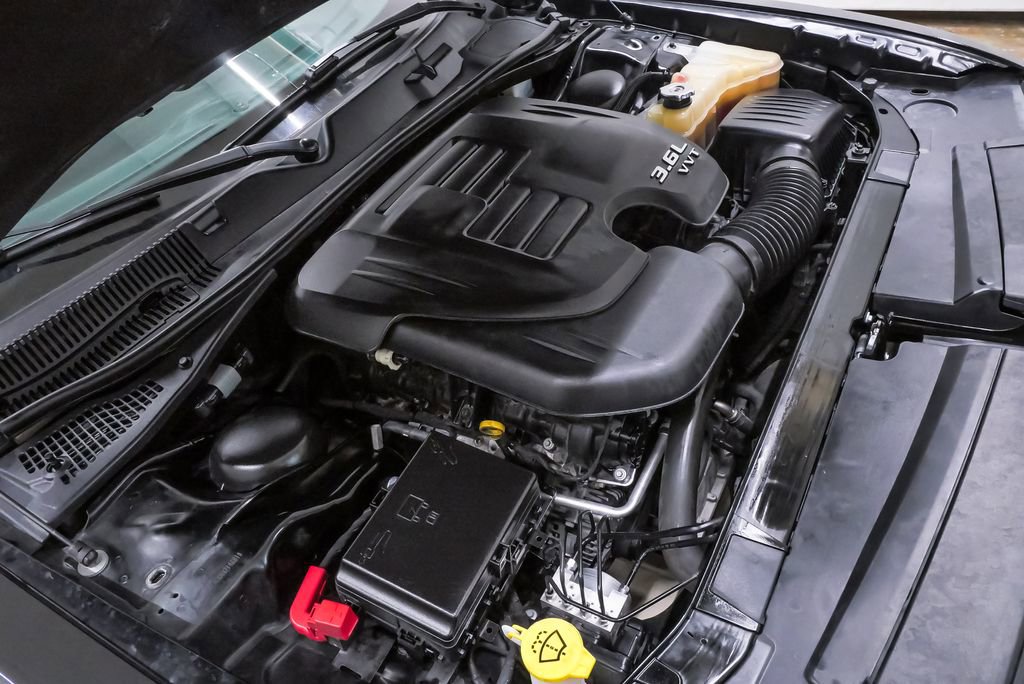Used 2022 Dodge Challenger GT RWD image 30