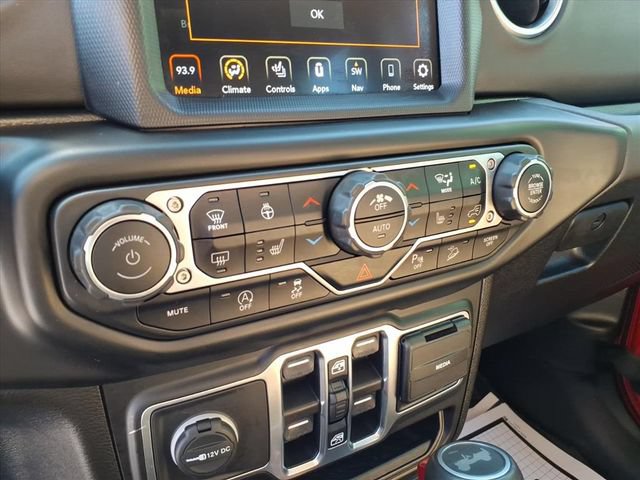 Used 2020 Jeep Wrangler Unlimited Sahara AWD/4WD image 19