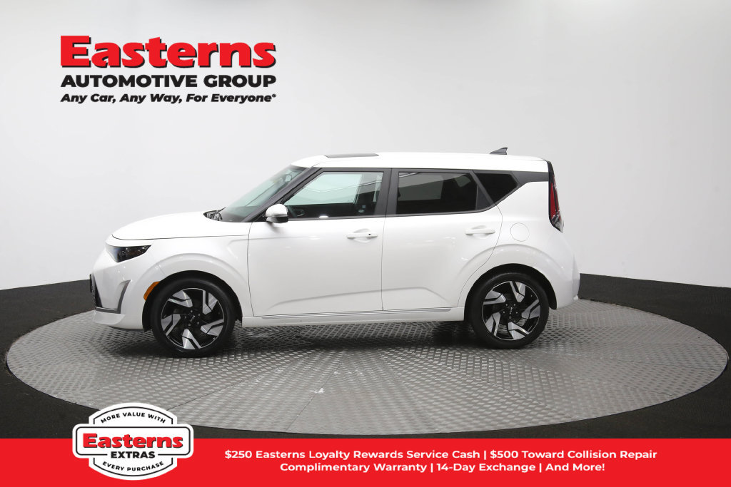 Used 2023 Kia Soul GT-Line FWD image 60