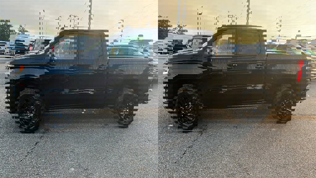 New 2026 Chevrolet Silverado 1500 RST w/ RST All Star Premium Package image 8