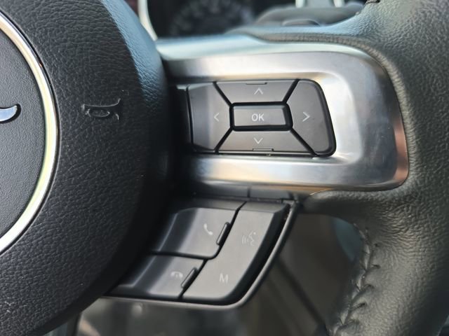 Used 2019 Ford Mustang EcoBoost image 18