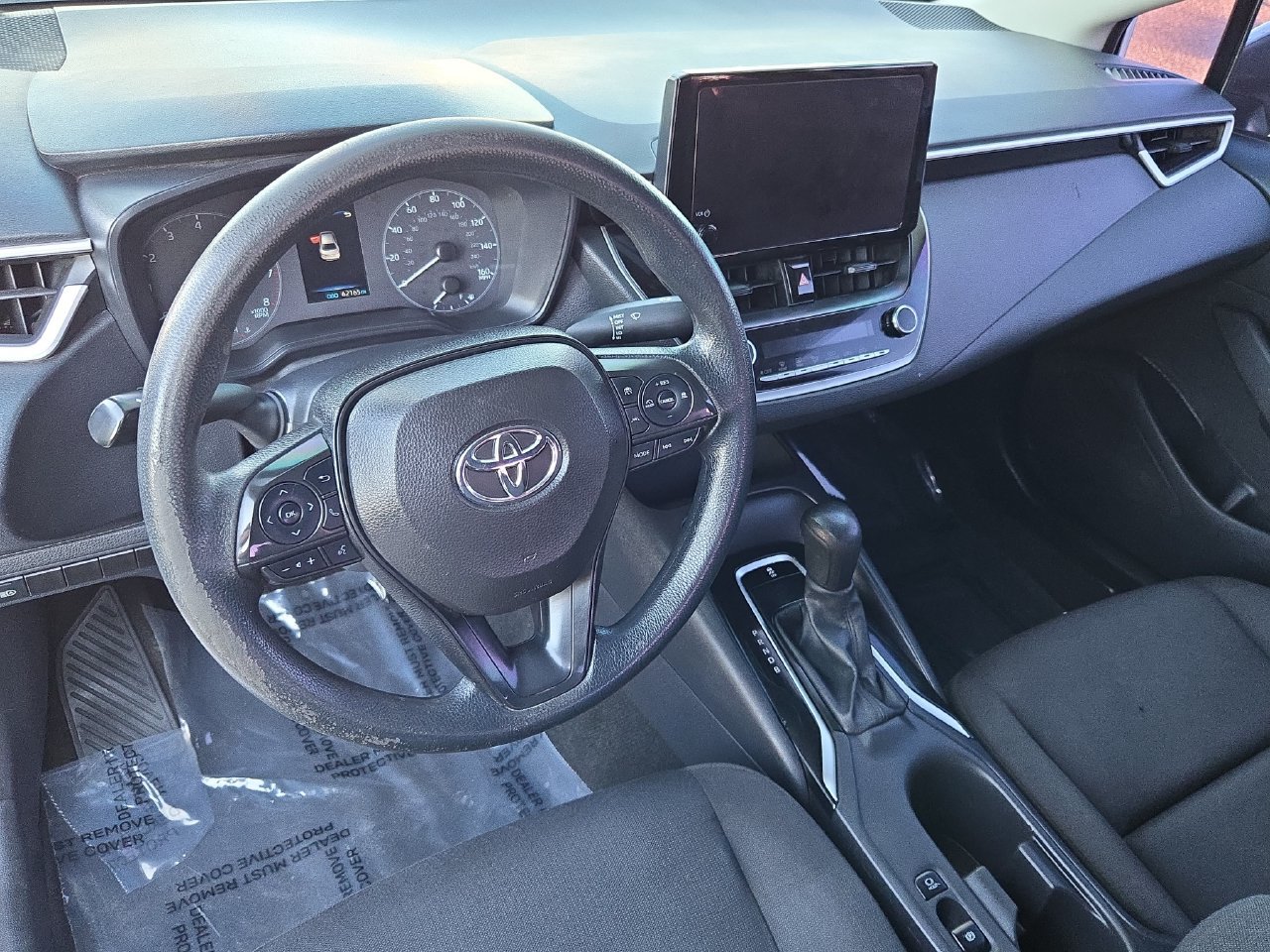 Used 2024 Toyota Corolla LE FWD image 16