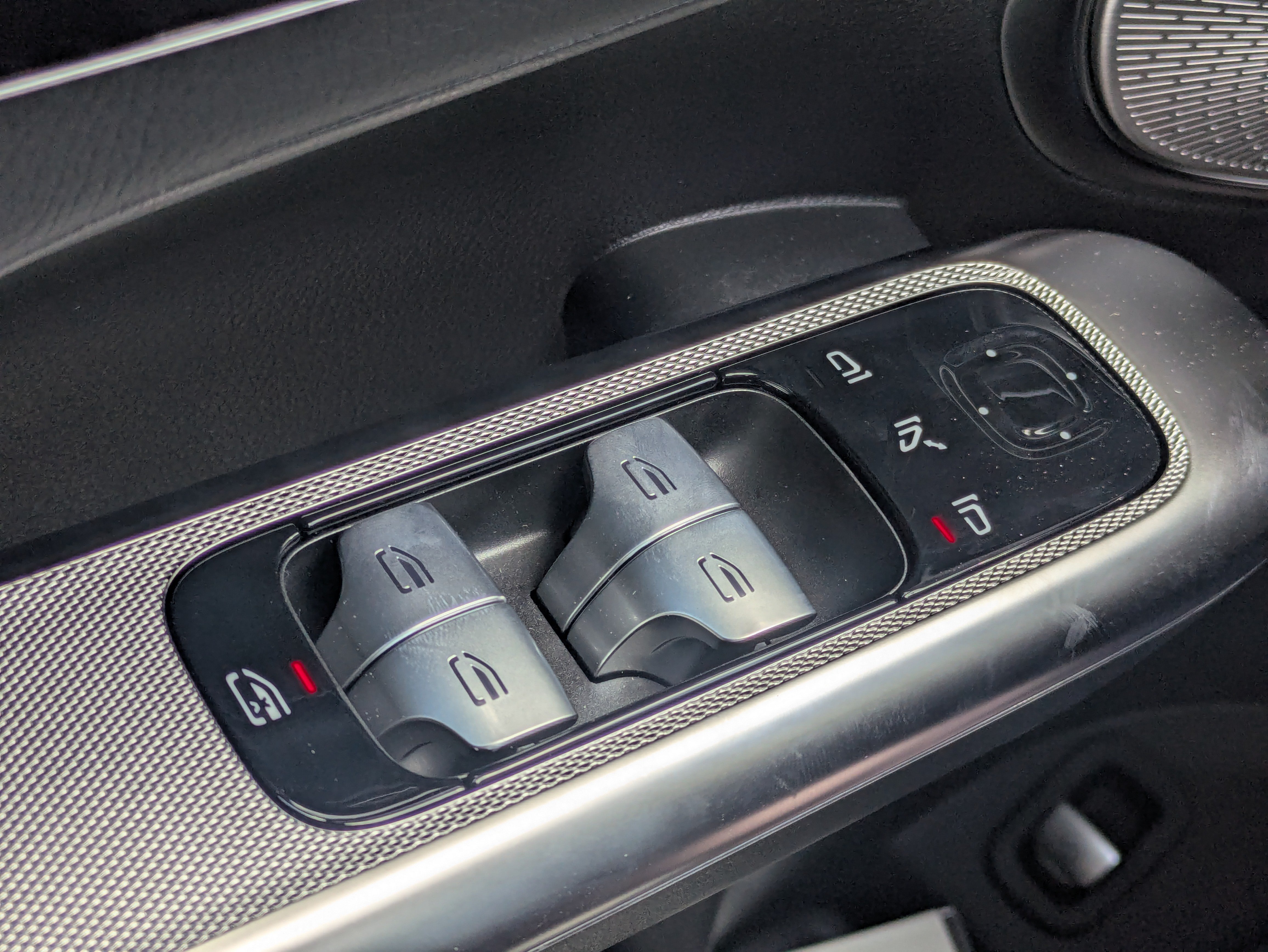 New 2026 Mercedes-Benz GLC 300 4MATIC image 23