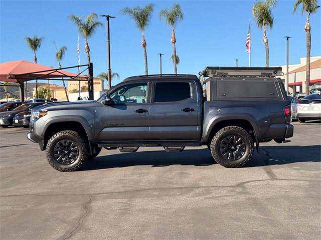 Used 2022 Toyota Tacoma Limited image 9
