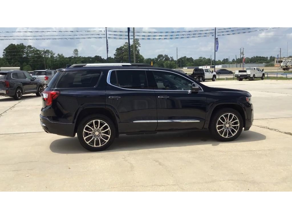 Used 2022 GMC Acadia Denali w/ Denali Ultimate Package FWD image 8