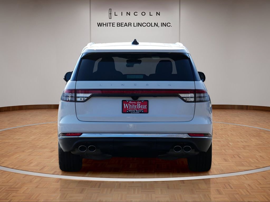 Used 2025 Lincoln Aviator Reserve w/ Equipment Group 201A AWD/4WD image 6