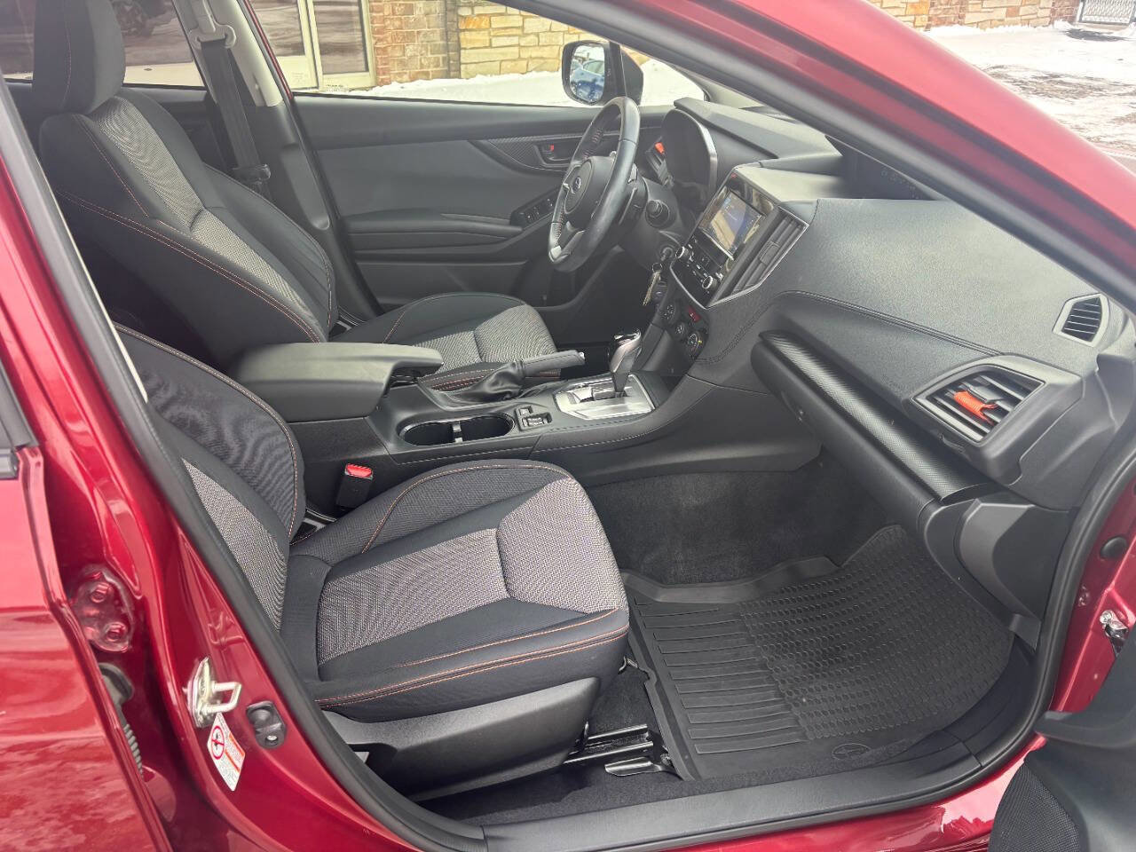 Used 2019 Subaru Crosstrek 2.0i Premium w/ Eyesight System image 17