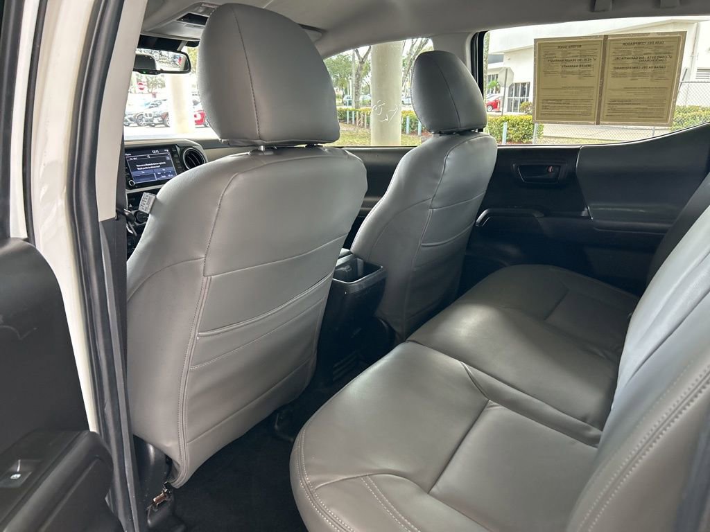 Used 2022 Toyota Tacoma 2WD Double Cab image 31