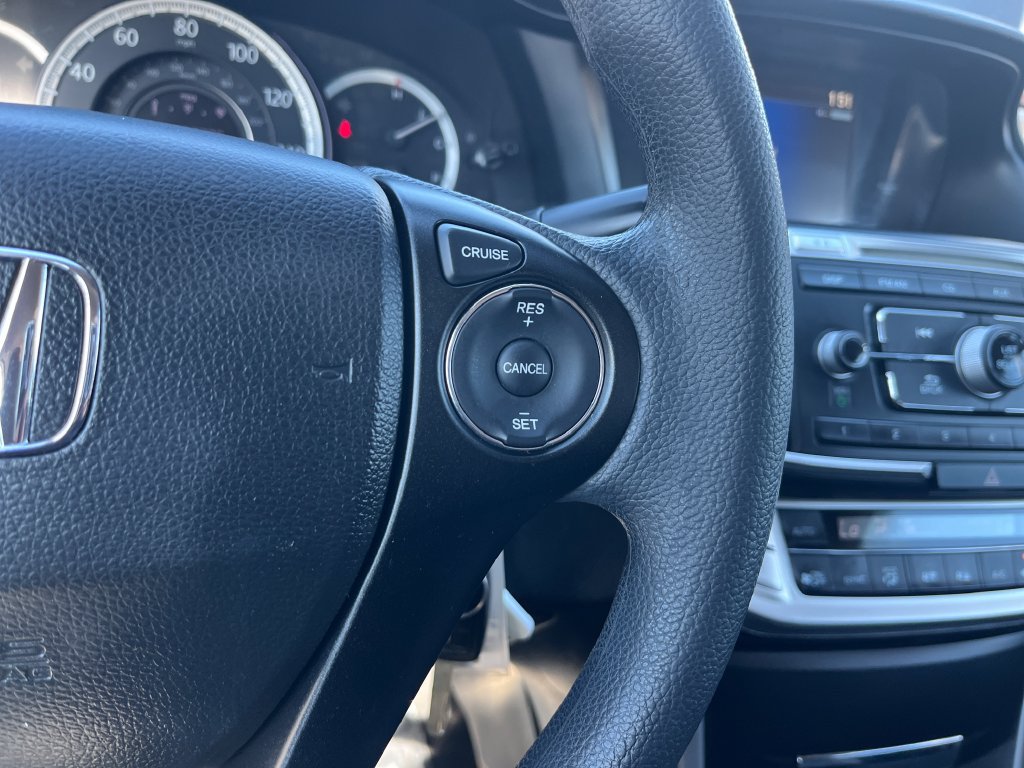 Used 2013 Honda Accord LX image 41
