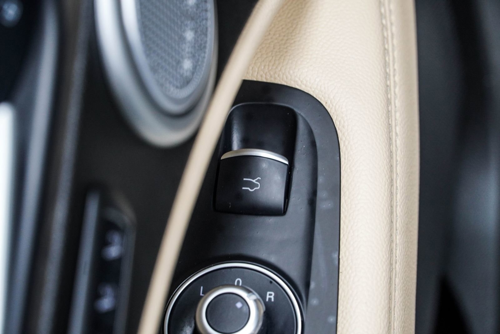 Used 2023 Alfa Romeo Stelvio Ti Lusso w/ Quick Order Package 22X Lusso image 36