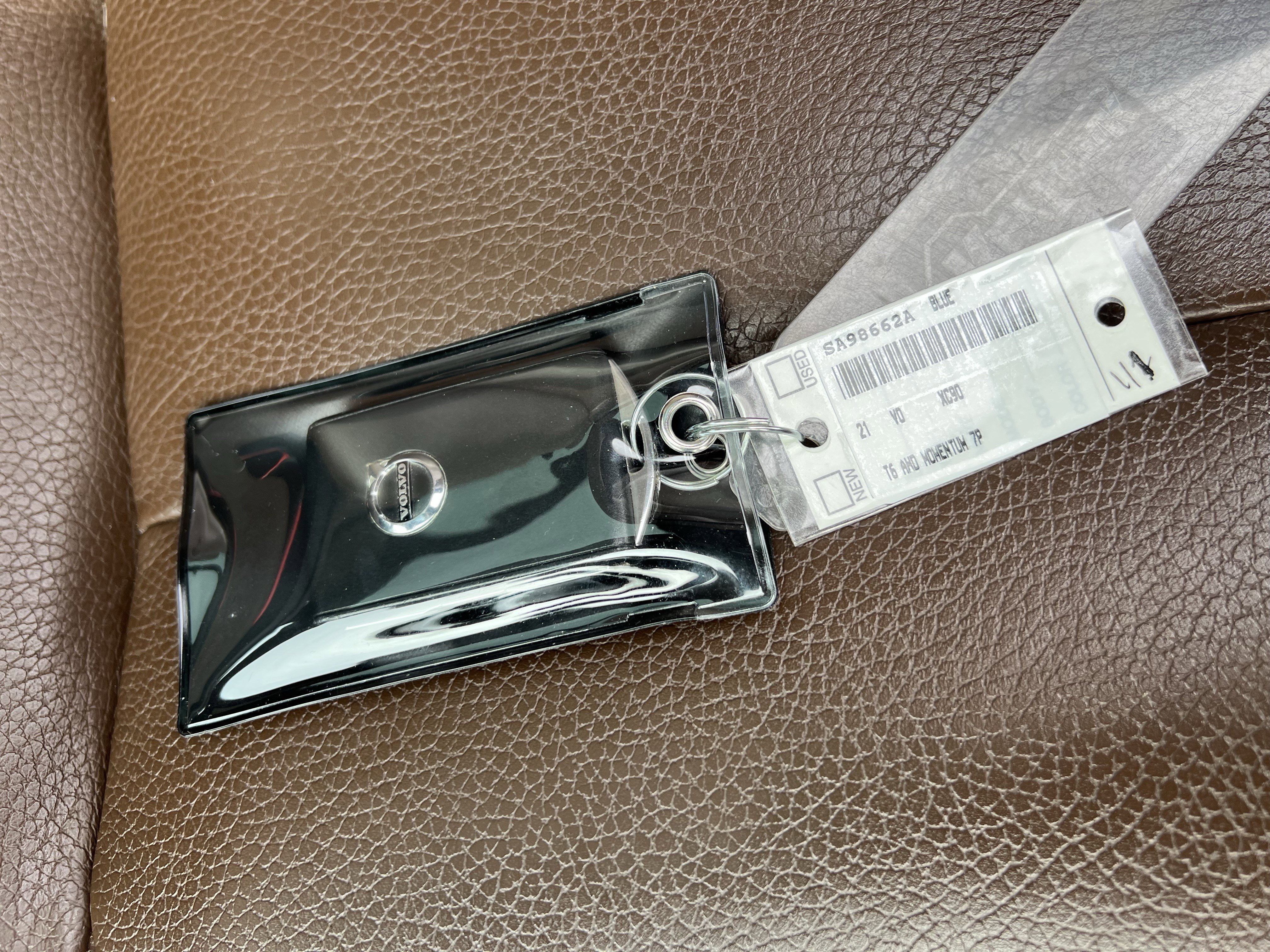 Used 2021 Volvo XC90 T6 Momentum w/ Advanced Package image 38