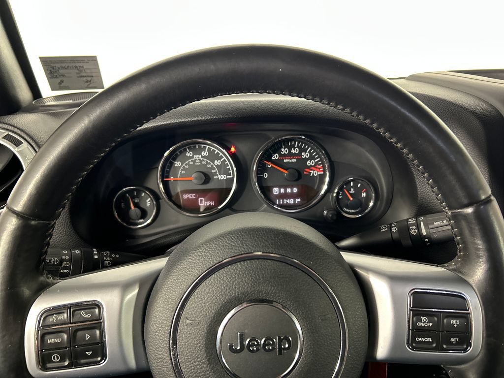 Used 2017 Jeep Wrangler Unlimited Rubicon AWD/4WD image 13