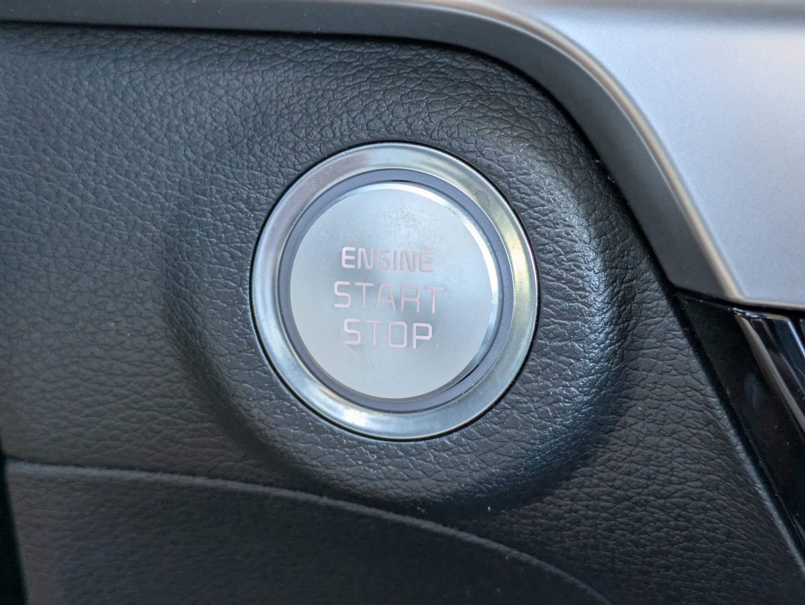 Certified 2023 Kia Telluride S image 28