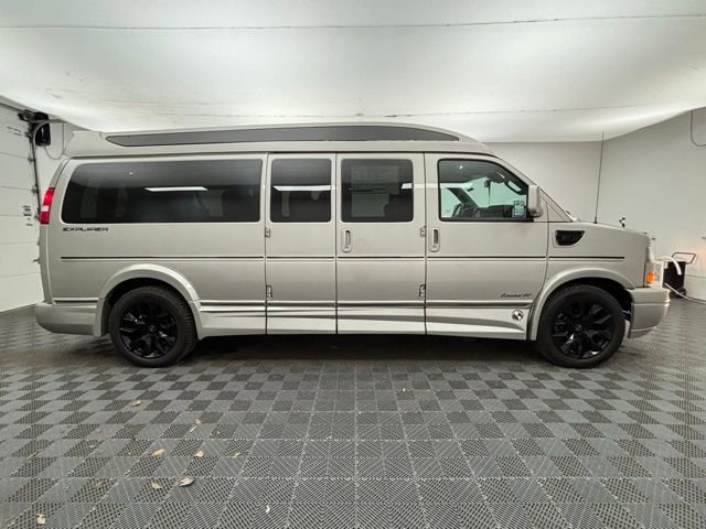 New 2025 GMC Savana 2500 Extended w/ Driver Convenience Package image 6