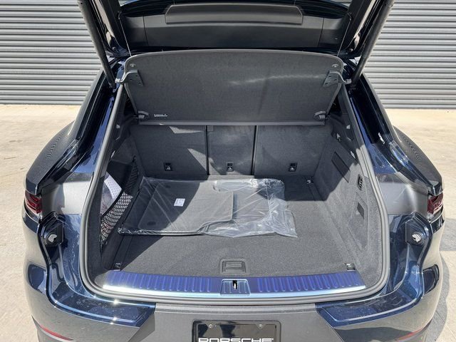 New 2026 Porsche Cayenne Coupe image 26