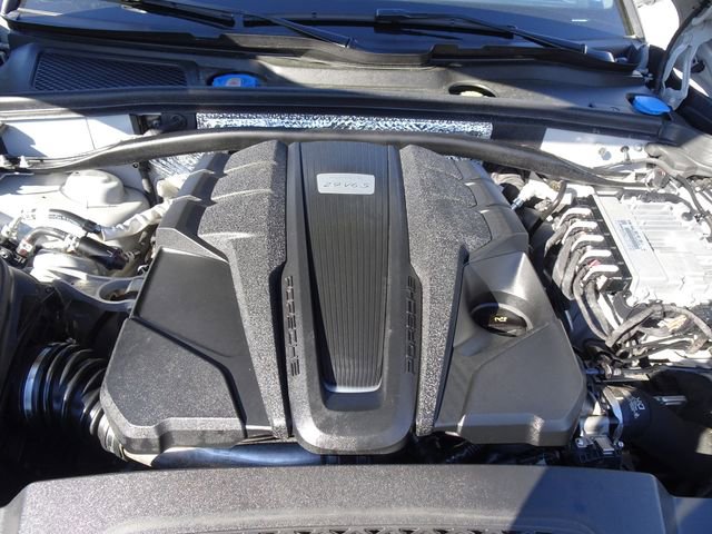 Used 2023 Porsche Macan S image 30