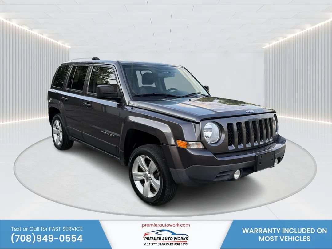 Used 2014 Jeep Patriot Limited w/ Sun/Sound Group AWD/4WD image 3