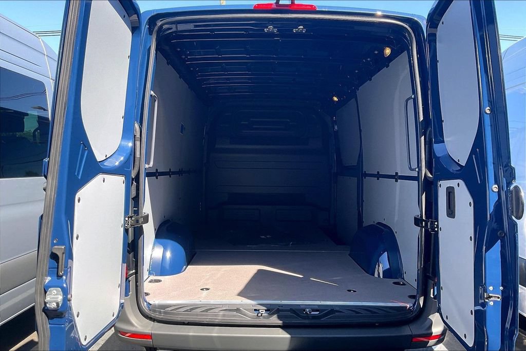 New 2026 Mercedes-Benz Sprinter 2500 image 7