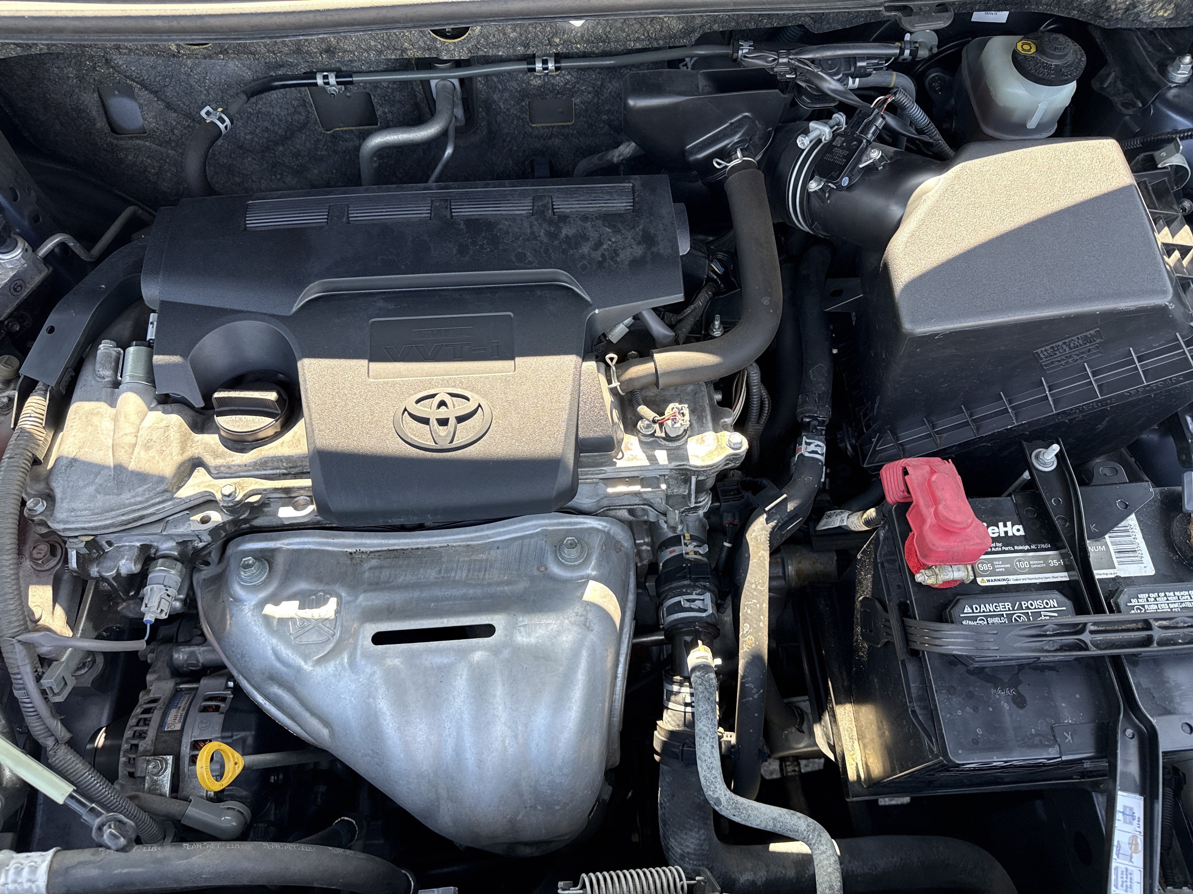 Used 2013 Toyota RAV4 LE FWD image 32