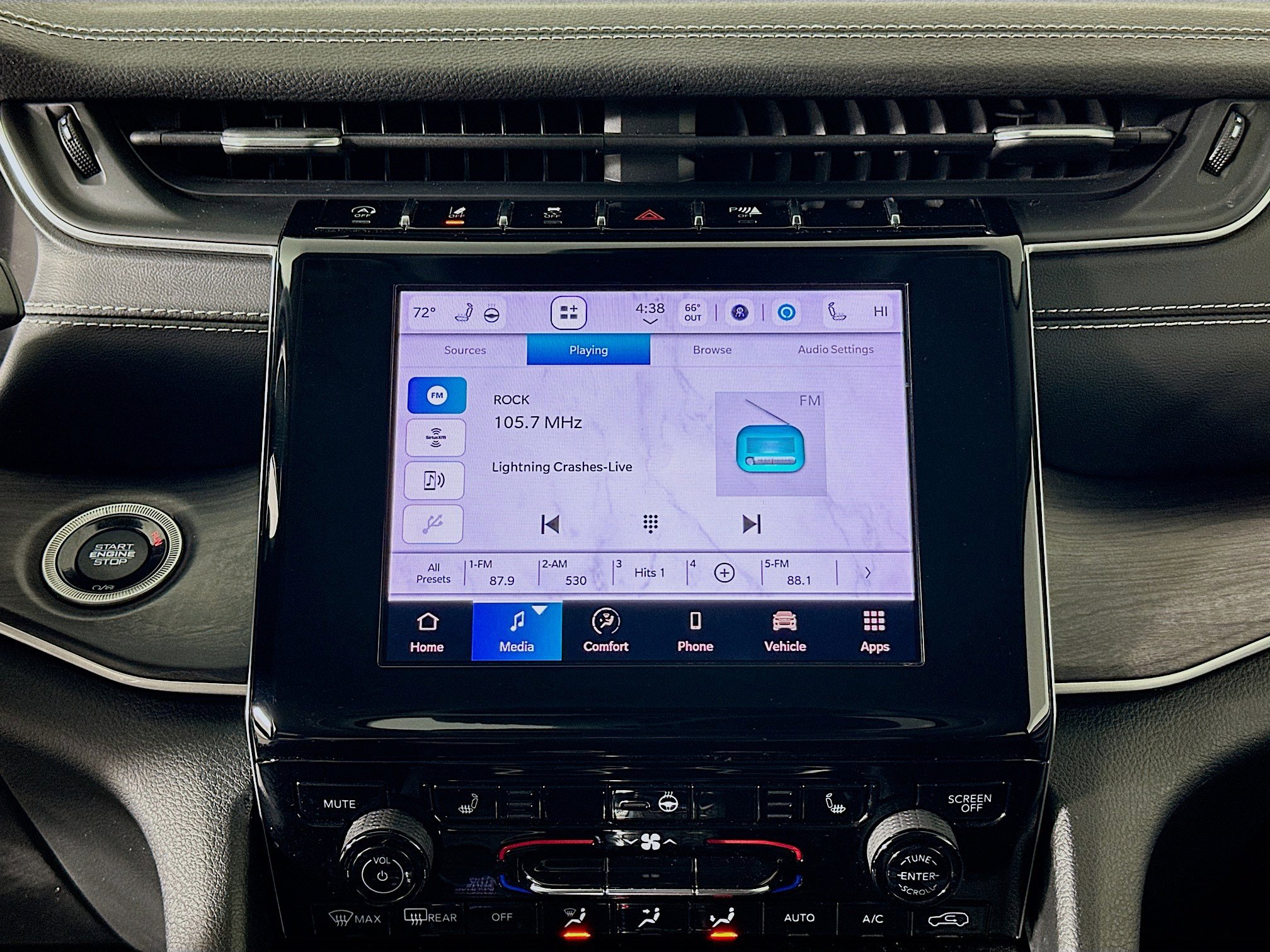 Used 2021 Jeep Grand Cherokee L Limited image 21