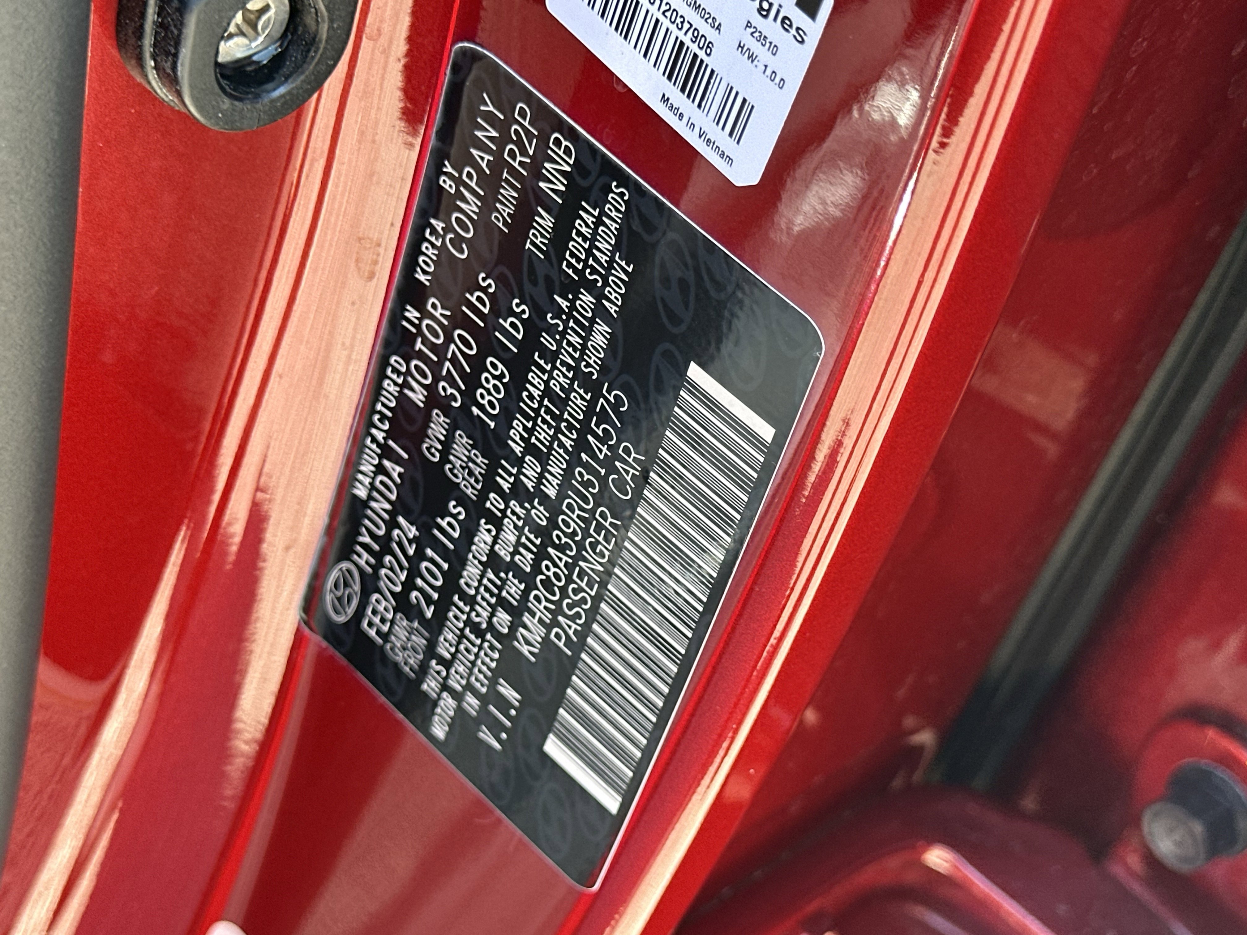 Certified 2024 Hyundai Venue Limited FWD image 34